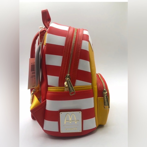 Lounge-fly & McDonalds Presents Ronald McDonald™ - Picture 5 of 15